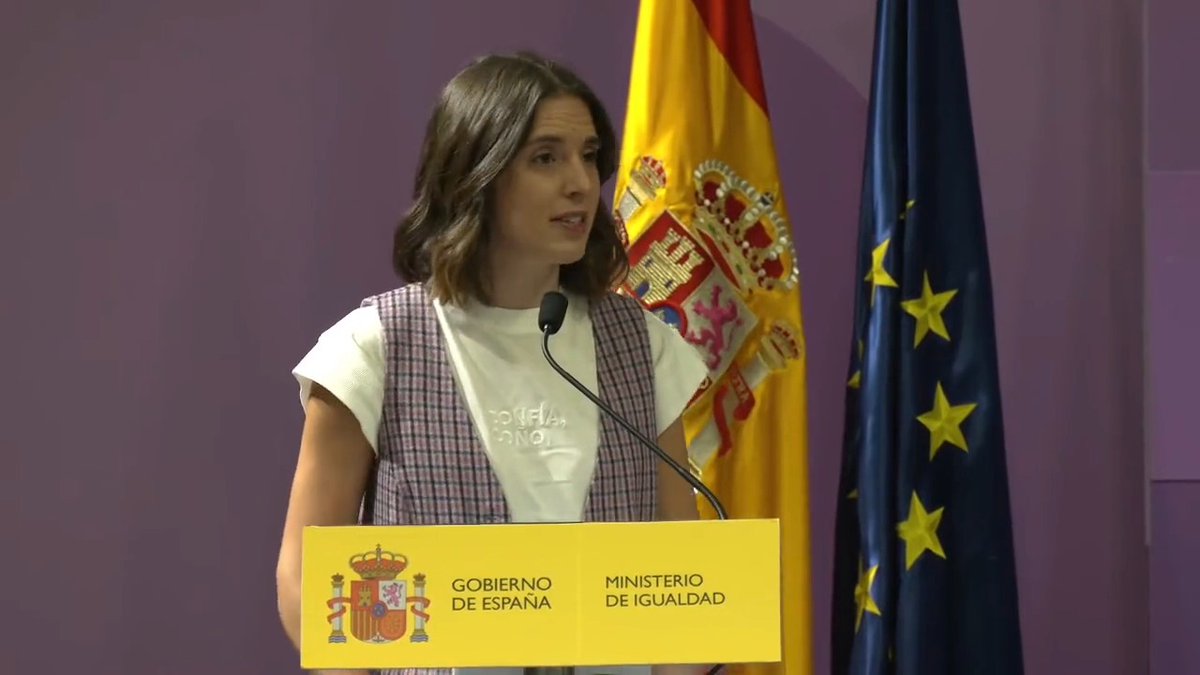 Que viva la furia trans. Que viva el orgullo LGTBI. Que viva la lucha antirracista. Que viva la lucha de las mujeres.