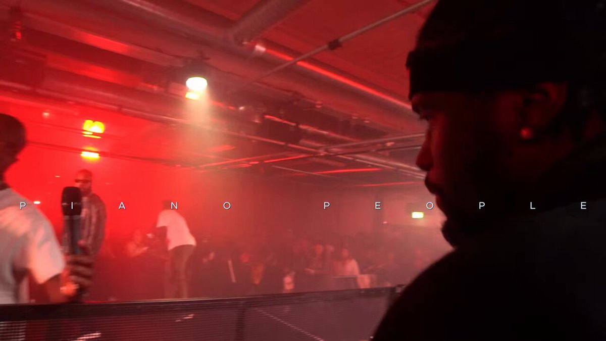 first time in the UK and we shutdown pianopeople 🇬🇧! this one is for all the underdogs, never stop pushing🤞🏿❤️