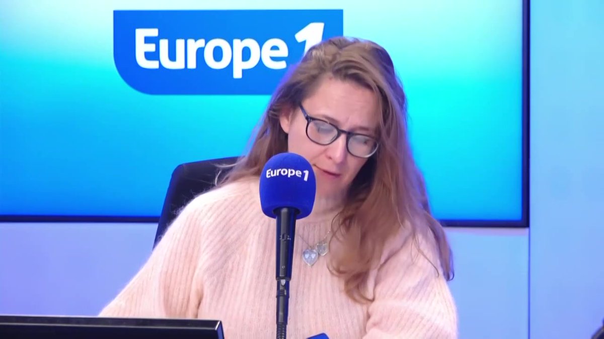 Paysans en colère, panneaux à l’envers ➡️ Retrouvez la chronique Voyage en absurdie d’Emmanuelle Ducros du lundi au jeudi sur #Europe1
