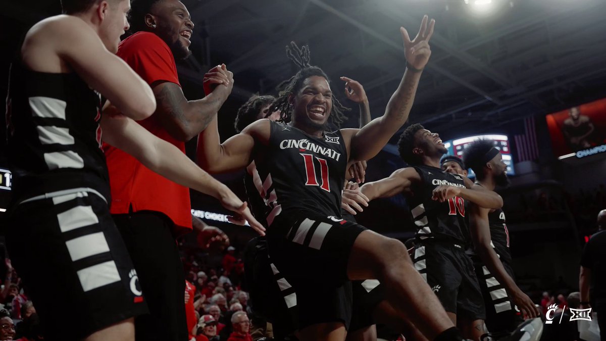 🗣️ SKEEYEE #Bearcats | #TheMovement