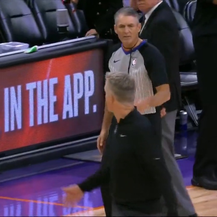 Steve Kerr had some words for Scott Foster: “It was Cliff Paul who slept with your wife, not Chris. Leave him out of this.” Woah. 😳