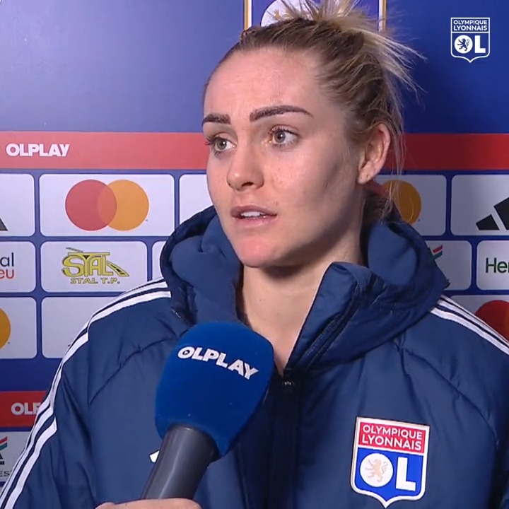 🇦🇺 Ellie Carpenter était au micro d'#OLPLAY hier et dans un français parfait ! 👏