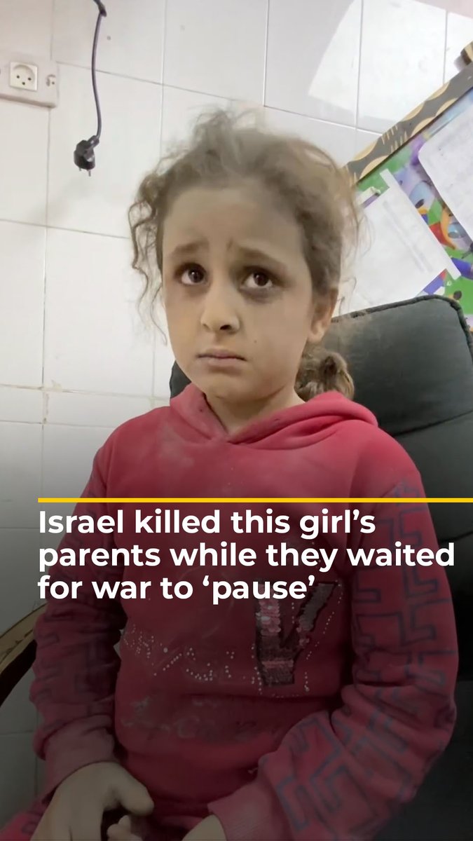 A photographer tries to comfort a Palestinian girl by talking about her favourite dessert. Her parents had been killed moments earlier when Israel bombed her Gaza home ⤵️