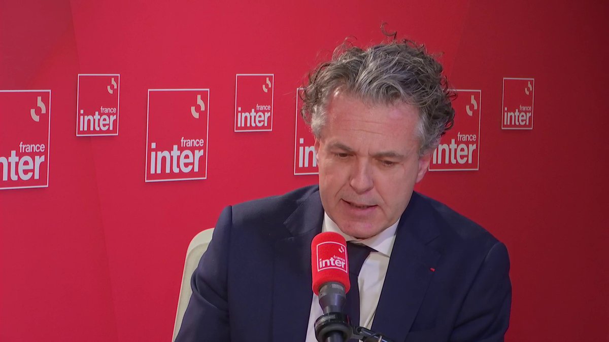 . Christophe Béchu, Ministre de la Transition écologique sur la campagne de pub contre la surconsommation de l' ADEME : "J'assume cette campagne et elle ne sera pas retirée. Vu les enjeux de transition écologique ça ne me semble pas déraisonnable" #le1314inter