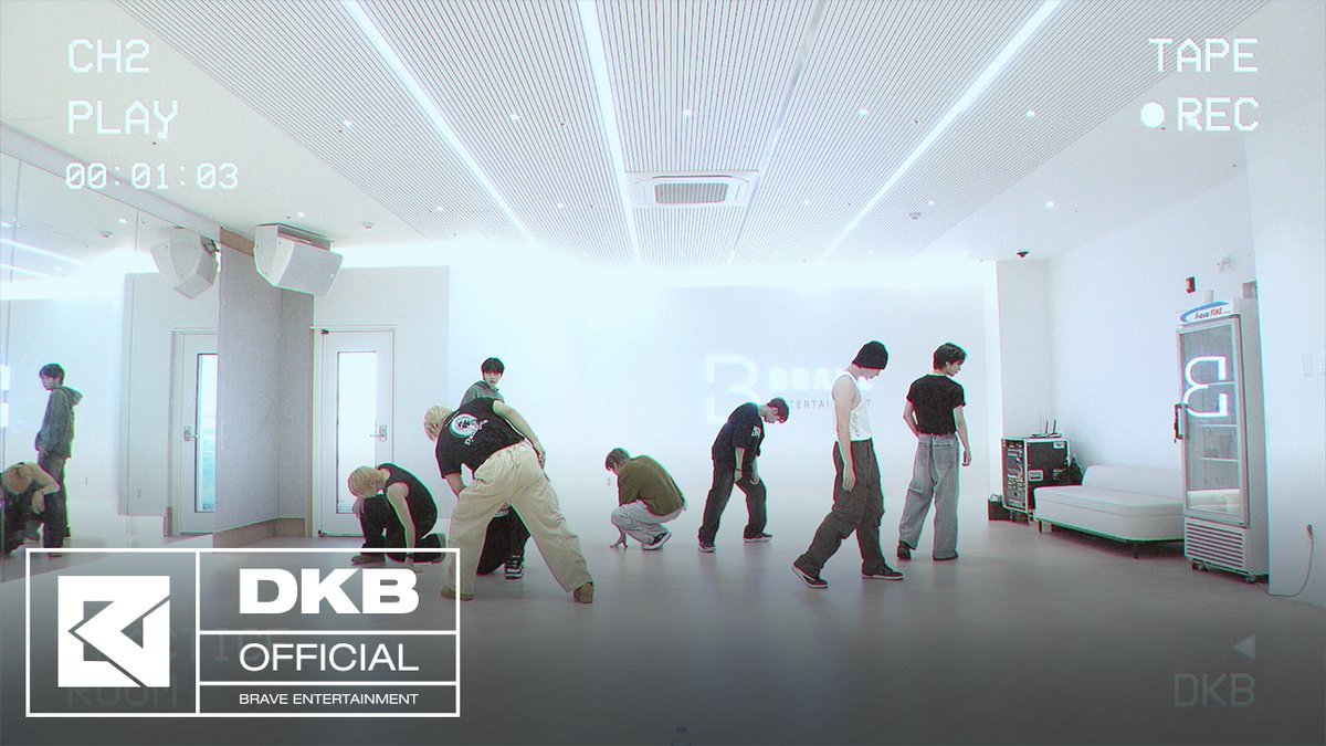𝖣𝖪𝖡 𝗍𝗁𝖾 7𝗍𝗁 𝖬𝗂𝗇𝗂 𝖠𝗅𝖻𝗎𝗆 [𝗛𝗜𝗣] 𝐷𝐾𝐵:𝐹𝑂𝑂𝑇𝐴𝐺𝐸\𝑊ℎ𝑎𝑡 𝑇ℎ𝑒 𝐻𝑒𝑙𝑙\𝑆𝑃𝑂𝐼𝐿𝐸𝑅 2023.11.30. 6PM (KST) #다크비 #DKB #HIP #What_The_Hell #20231130_6PM