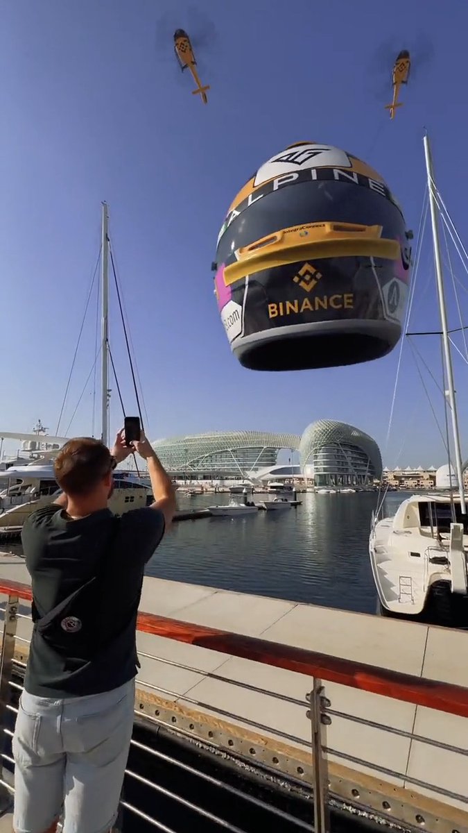Arriving in style 🚁 Airdrop successful: the #Binance x PIERRE GASLY 🇫🇷 helmet has landed in Abu Dhabi.