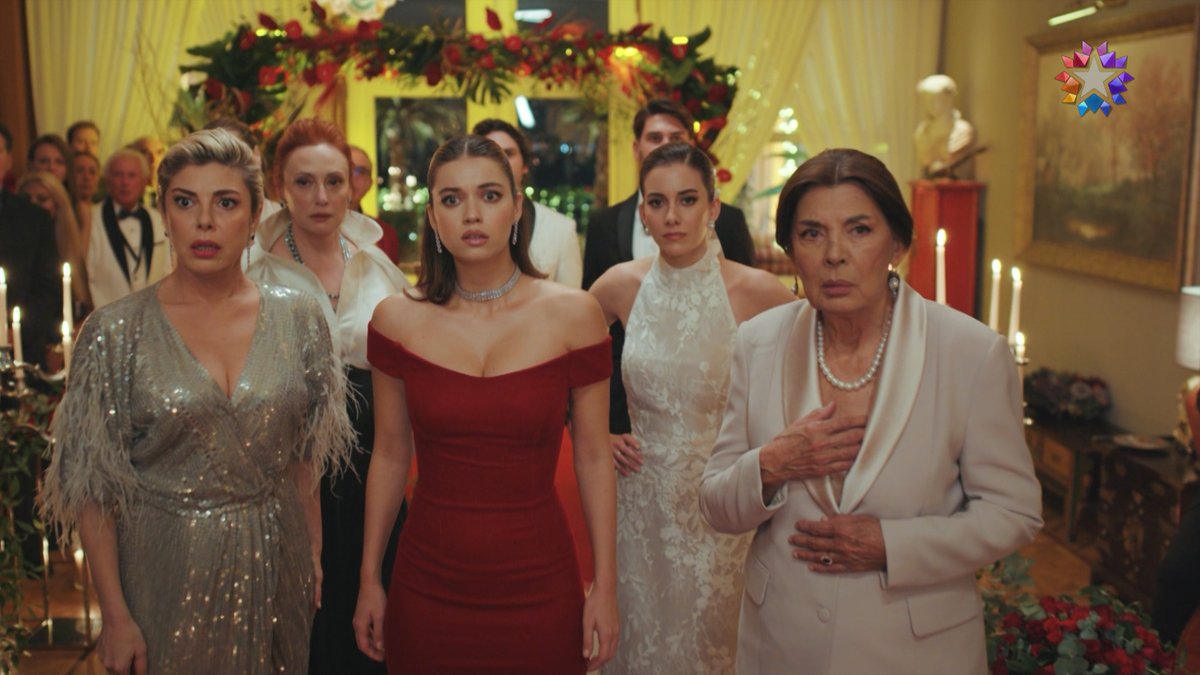 “Pelin nerede?” #YalıÇapkını yeni bölümüyle STAR TV’de devam ediyor. #YalıÇapkını bir OGM Pictures yapımıdır.
