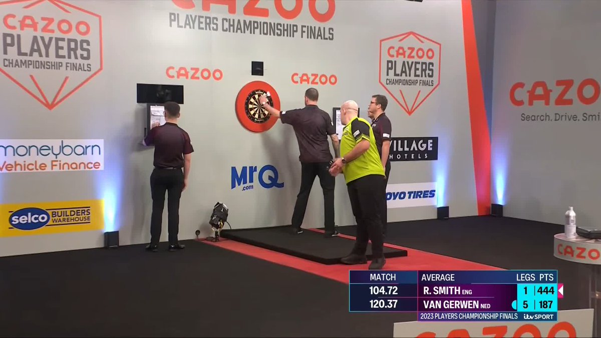 MvG BREAKS THE RECORD! 😱 Michael van Gerwen hits the highest ever average in the Players Championship Finals! MvG averaged 118.52 in a 6-1 defeat of Ross Smith! 🤯 📺 #PCF | R2