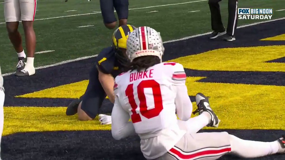 Should this have been an interception for Denzel Burke?
