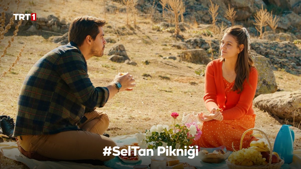 "Benim bu kuruyup giden hayallerim, böyle seninle, bu masum gözlerinle canlandıysa ben her şeye inanırım." 😍 #SelTan #EksikYanımız #GönülDağı Gönül Dağı