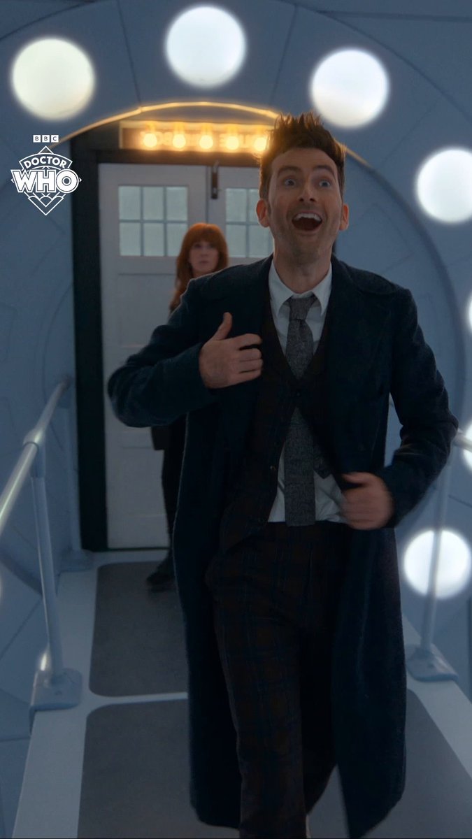 The BIG reveal - watch the Doctor and Donna react to the brand new TARDIS interior! 🟦 #DoctorWho