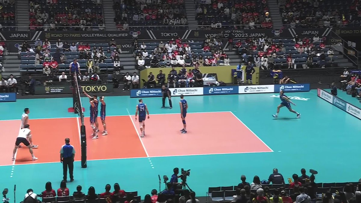 MAX HOLT aka THUNDER HOLT 🇺🇸 The middle blocker is spending another pro season in China with Beijing BAIC Motor. 📺 Watch his matches with Team USA on 🏐 #volleyball