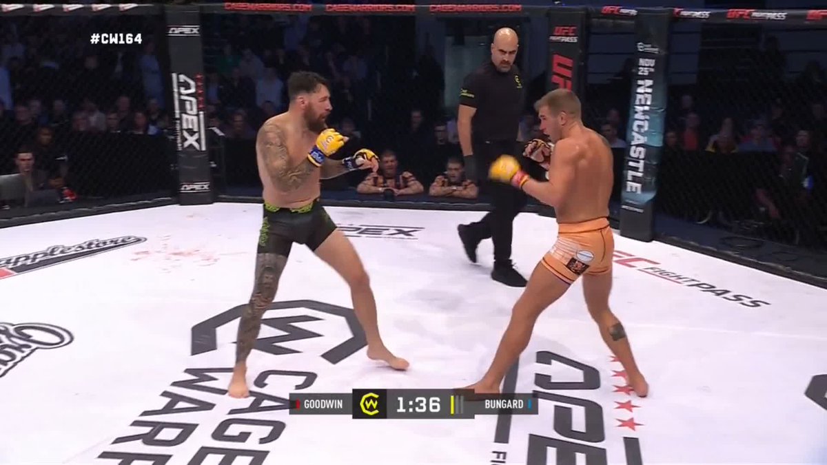 🏴󠁧󠁢󠁳󠁣󠁴󠁿 Chris Bungard with as slick a submission as you will see 😅 A good fight as long as it last, Chris would not be denied! 👏 📺 Watch #CW164 live on UFC FIGHT PASS 📍 Newcastle, UK 🇬🇧