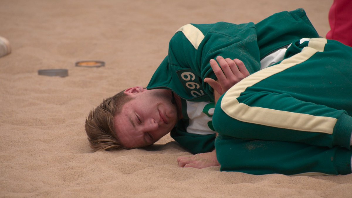299 had one of the most dramatic reality show exits of all time. #SquidGameTheChallenge