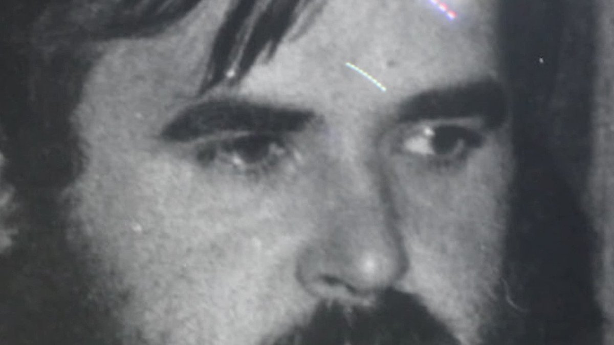 Lo torturaron hasta la muerte y lo arrojaron al río. Cuando su madre acudió al cuartel de Intxaurrondo le dijeron que buscara en «objetos perdidos». 38 años después, hoy es el día en el que la impunidad sigue vigente. Mikel Zabalza gogoan!