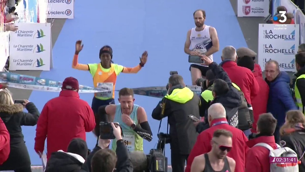 #Marathon | Doublé éthiopien sur le marathon de La Rochelle avec la victoire de Tejinesh Tulu chez les femmes 🇪🇹 👟 La jeune femme termine son marathon avec un temps de 2:31:40 🏁