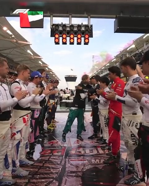 This time last year, Seb was being given a guard of honour for his final race ❤️ (via Formula 1)