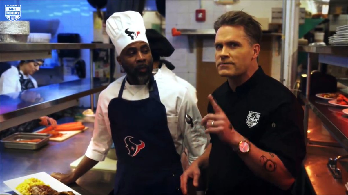 “Remember when you had 6 Michelin stars because you had a Michigan star?” One shot. Many takes. 👨🏻🍳NFL on CBS 🏈