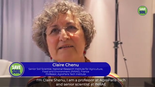 Senior Soil Scientist Claire Chenu Appreciates Sadhguru's Efforts to #SaveSoil 👩🏻🔬🌍 The #SaveSoil Pavilion will have a prominent presence at UNFCCC COP28, with the purpose of highlighting how soil is key to mitigating #climatechange challenges. 🌱