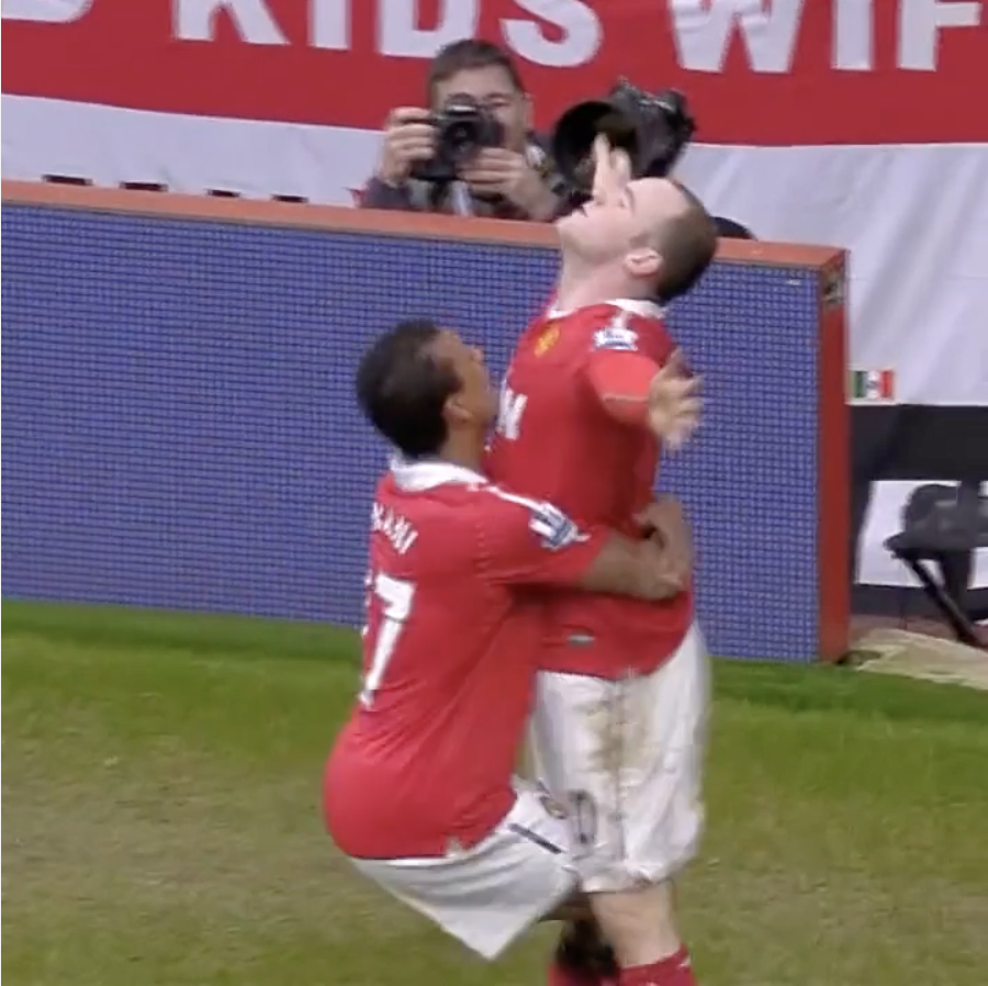 Who had the better bicycle kick: Wayne Rooney or Alejandro Garnacho? #MUFC