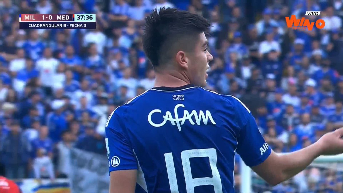 💙🔥♥️ ¡Si me quedo quieto no me ve! 🤫 #LALIGAxWIN