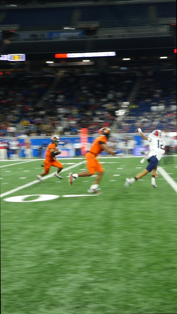 Check out this CRAZY INTERCEPTION by #2 Adrian Walker Jr. Belleville currently up in the first quarter 7-6! MHSAA Watch Live on @ballysportsDET