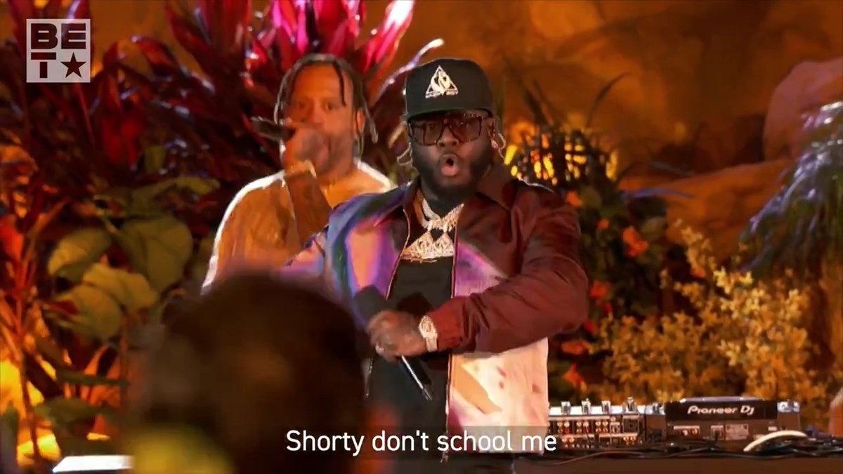 Nothin but the hits, nothing but the hits, nothin but the HITS!!! 🔥🔥T-Pain #SoulTrainAwards