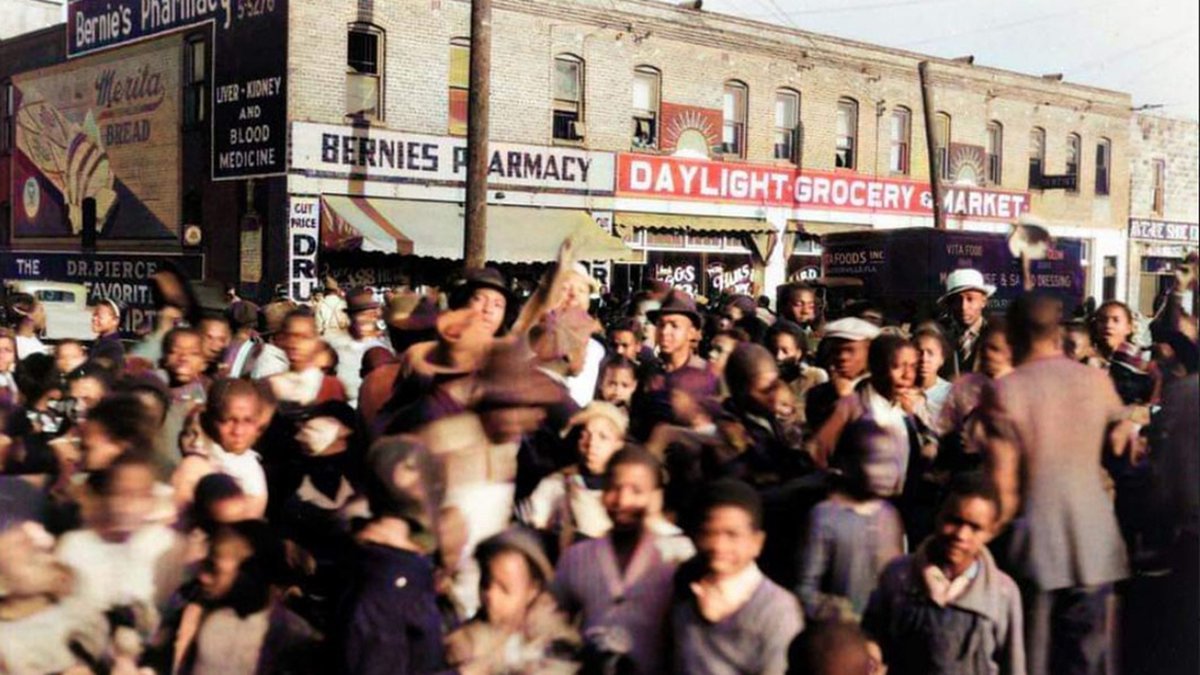 This Friday at the Melanin Market, we celebrated an incredible milestone: OutEast has officially been listed on the National Register for Historic Places. This recognition will play an integral role in preserving the neighborhood for years to come, learn more about its history: