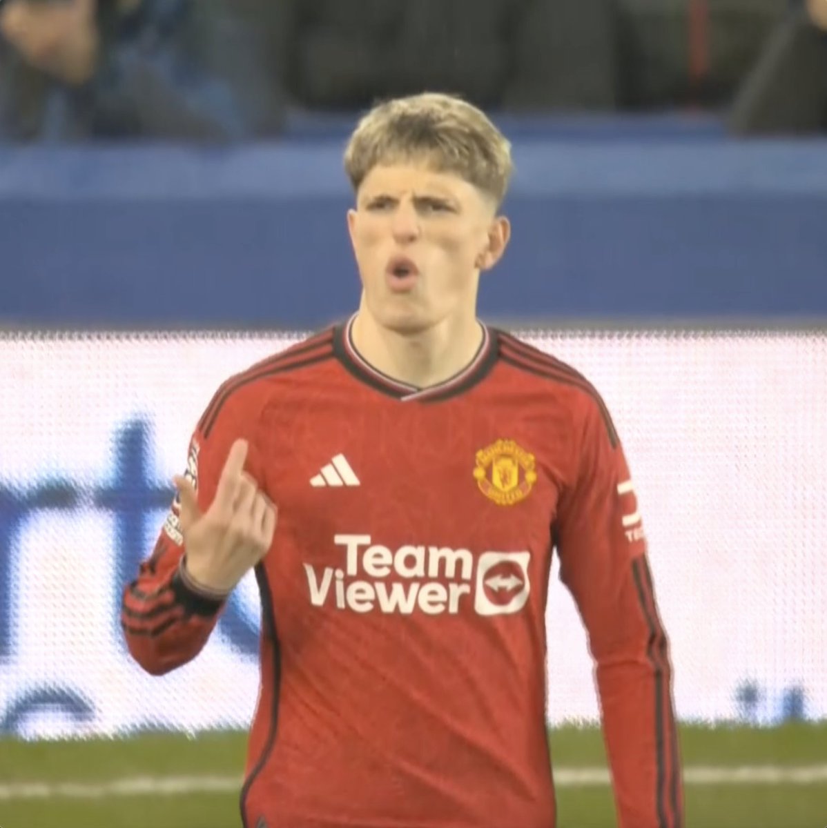 Every angle of Alejandro Garnacho’s wondergoal against Everton! 🔥 #MUFC