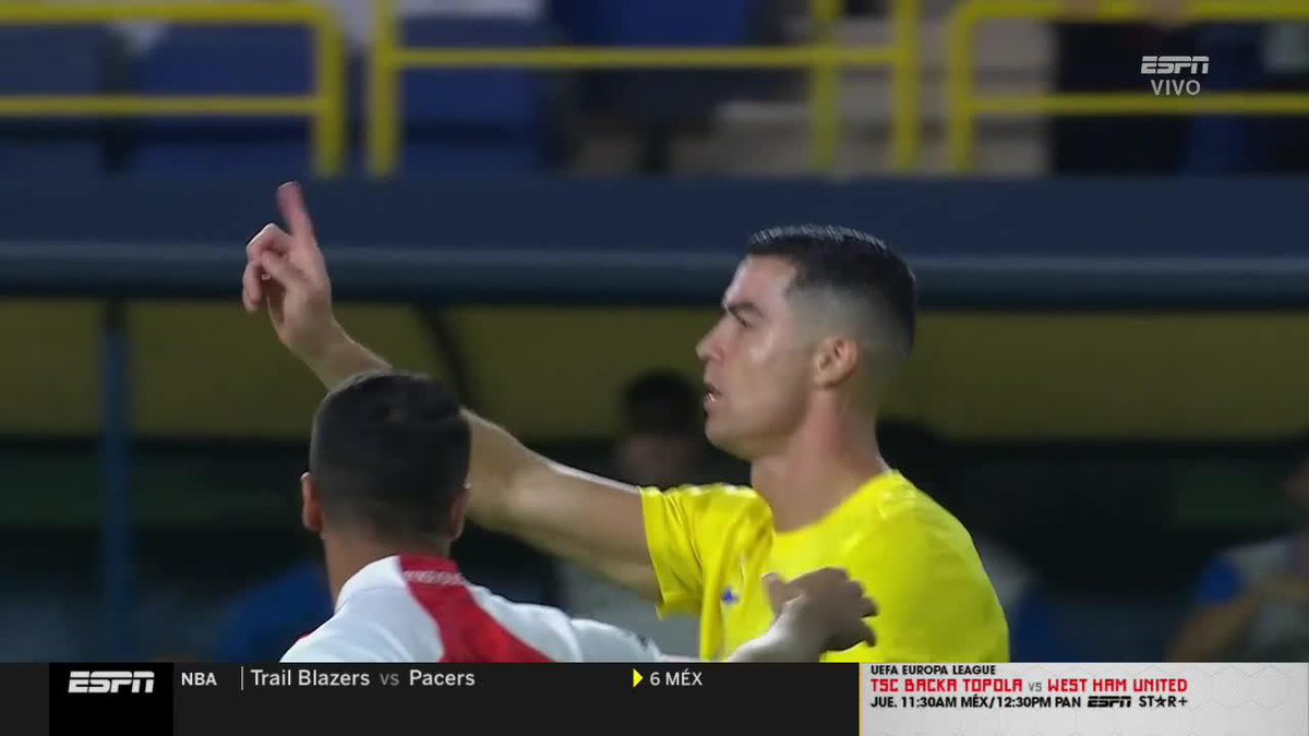 😳🇸🇦 El árbitro cobró penal sobre Cristiano Ronaldo y EL PROPIO CR7 LE DIJO QUE NO ERA Y QUE LO ANULE.