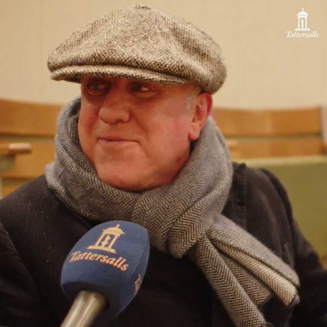 🥊 "It'll be Royal Ascot: Coventry. There'll be the Coolmore boys, there'll be the Amo boys and this guy's going to go 'smack, smack, smack', rocket home" Enjoy three minutes of Clive Washbourn, buyer of today's 200,000gns top lot, Lynn Lodge Stud's Pinatubo colt. #TattsDecember