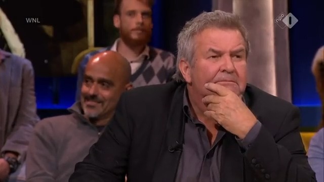 Tussen 1990 en 2005 maakten het trio van Jiskefet heerlijk foute grappen. Michiel Romeyn: “Als je dit onder een vergrootglas legt, kan dit nu niet meer.” #Op1 #WNL