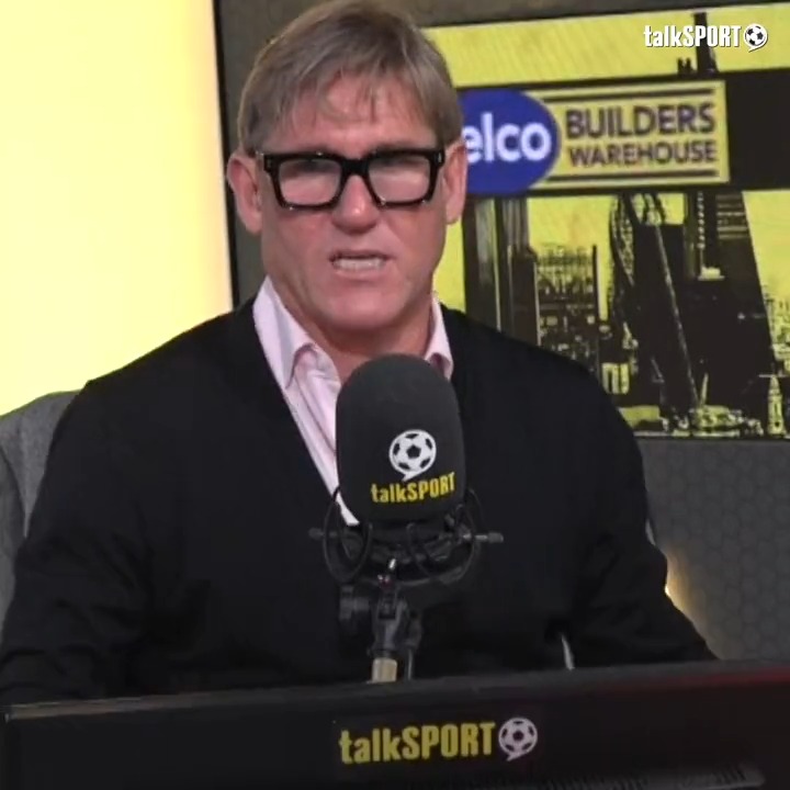 “They can’t keep coming out and apologising!” 😡 “For god’s sake, stop making the decisions that are requiring you to make the apology!” Simon Jordan is tired of referees apologising to teams after controversial VAR decisions. 🤫