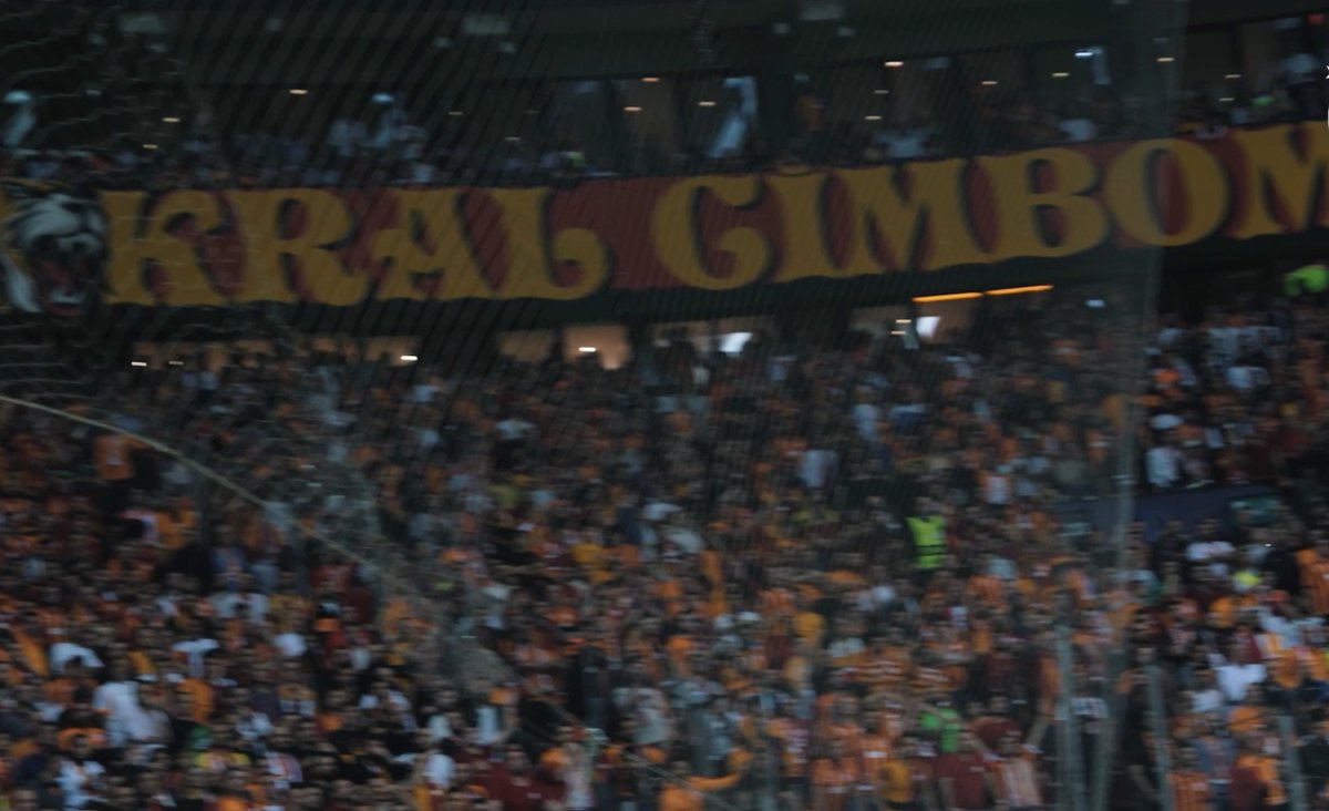 #KONSANTRASYON YÜRÜYELİM ARKADAŞLAR! 🦁 #GSvMUN #UCL