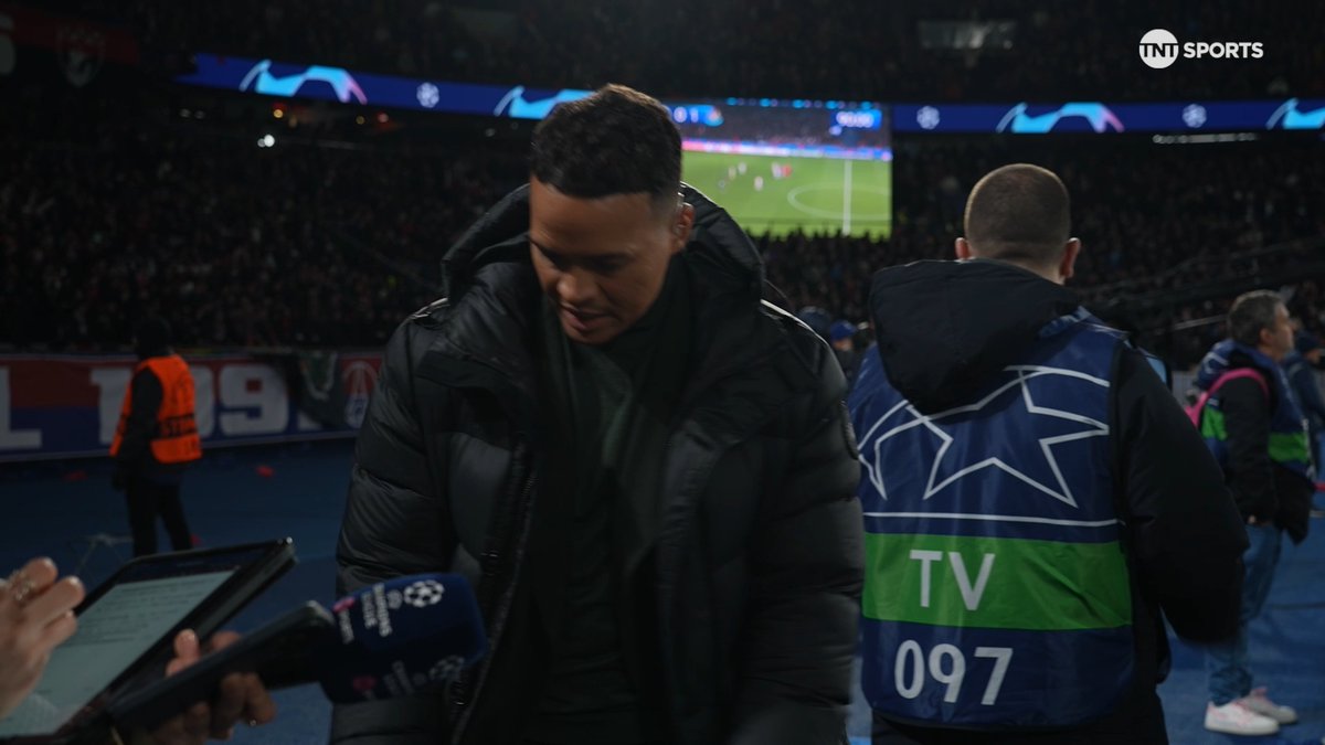 Jermaine Jenas watching that 97th minute penalty decision unfold on the touchline in Paris 😤 #UCL | Jermaine Jenas
