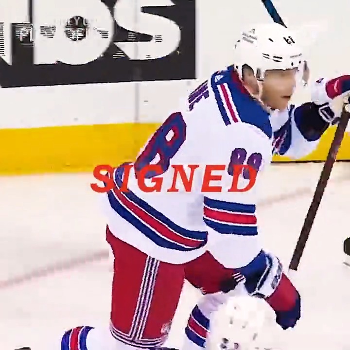 PATRICK KANE IS A DETROIT RED WING!