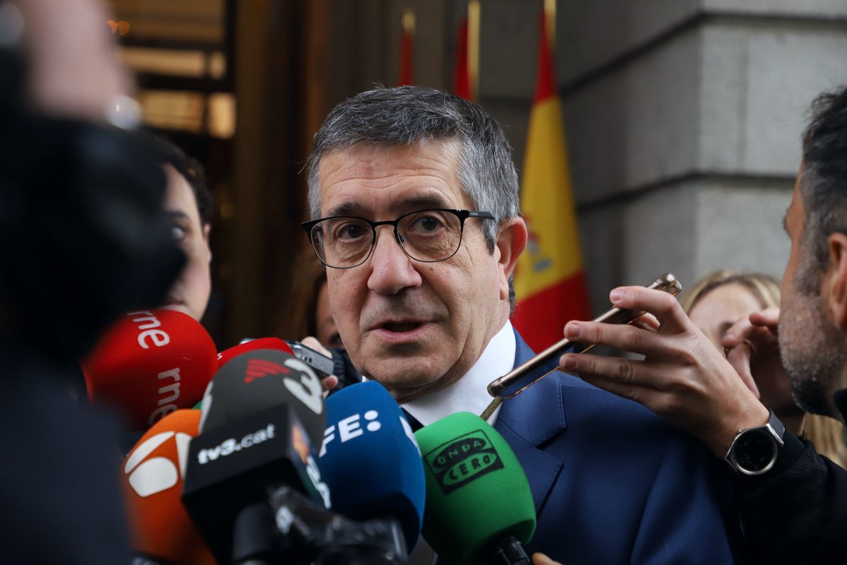 Es impresentable que el PP no haya aplaudido a la presidenta del Congreso. Es una nueva demostración de que no tienen ninguna cortesía parlamentaria ni sentido institucional ni la más mínima educación. Esto tendrán que explicarlo. 🗣️ patxilopez