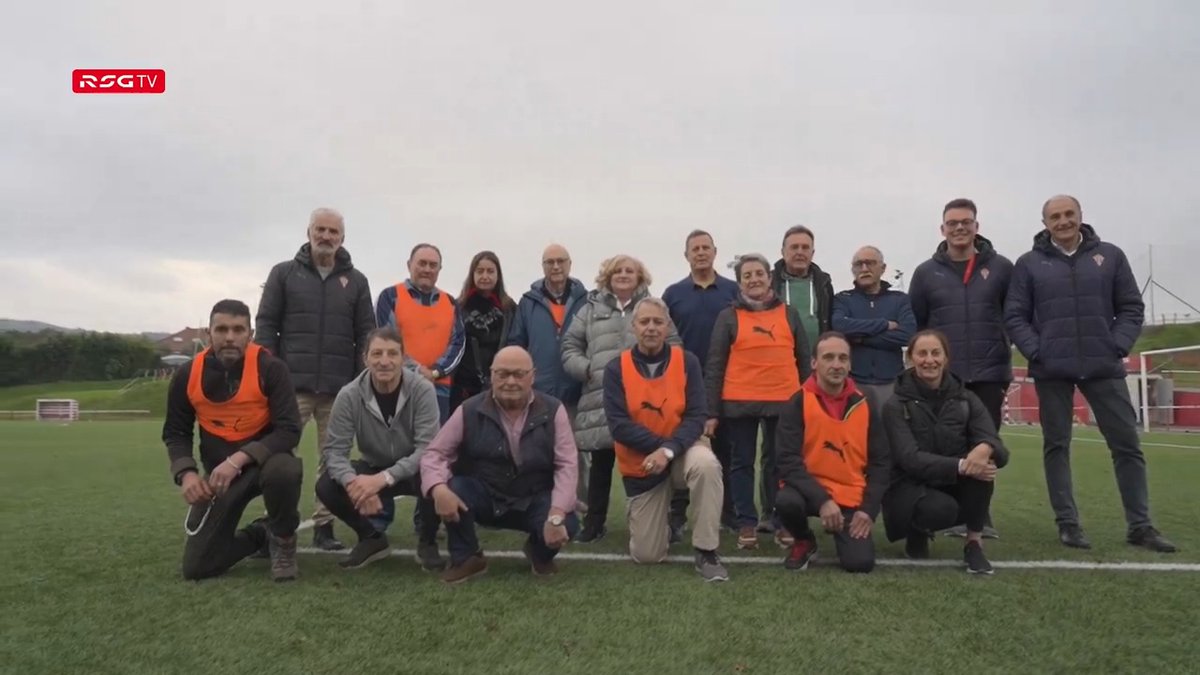 Entrenamientos de 'Fútbol Andarín' 🔛. ⚽️ Pacientes del Hospital de Cabueñes y residentes de Fundación Siloé Asturias se entrenarán semanalmente en Mareo para fomentar el envejecimiento activo. #RealSporting
