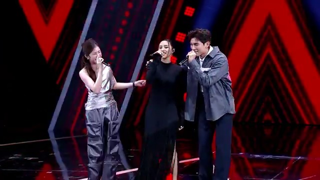 นอกสายตา - มายด์ ลภัสลัล x มิว ศุภศิษฏ์ ft. ลิลลี่ ภัณฑิลา #ร้องข้ามกำแพง #TheWallSong #workpoint23