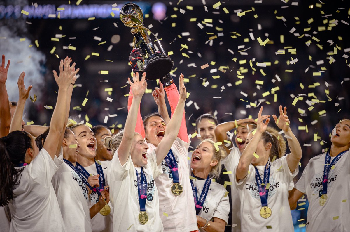 The one where we became 2023 #NWSL Champions! 🏆🖤 Let's relive 11.11, shall we? 😉