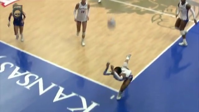 WE SEE YOU CAMRYN TURNER Kansas Volleyball 😤 #NCAAWVB x 🎥 ESPN+