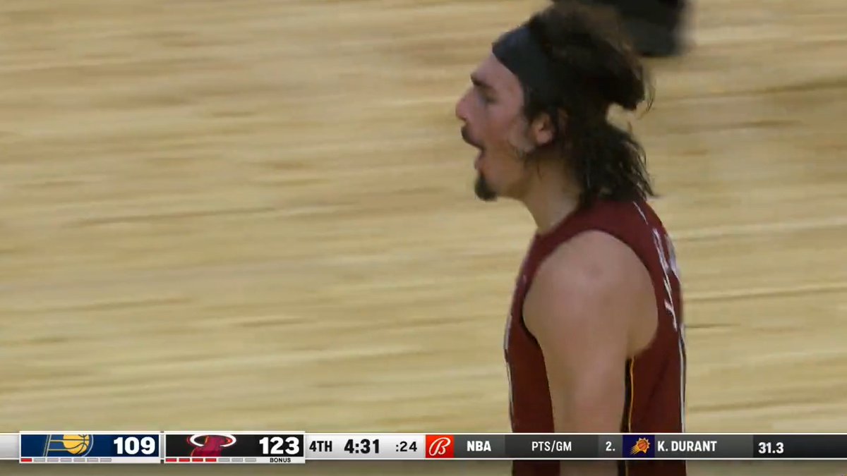 wheewww Jaime is FEELIN IT 😮‍💨 22 points, 12 in the 4th