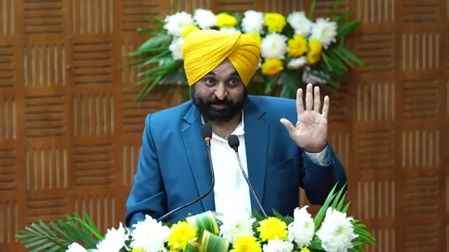 ਬਿਕਰਮਜੀਤ ਮਜੀਠੀਏ ਨੂੰ 5 ਤਰੀਕ ਤੱਕ ਦਾ ਸਮਾਂ ਦਿੰਦਾ ਹਾਂ… ਚੋਰਾਂ ਦੇ DNA ਵਾਲੇ ਭਗਵੰਤ ਮਾਨ ਤੋਂ ਹਿਸਾਬ ਮੰਗਦੇ ਨੇ…