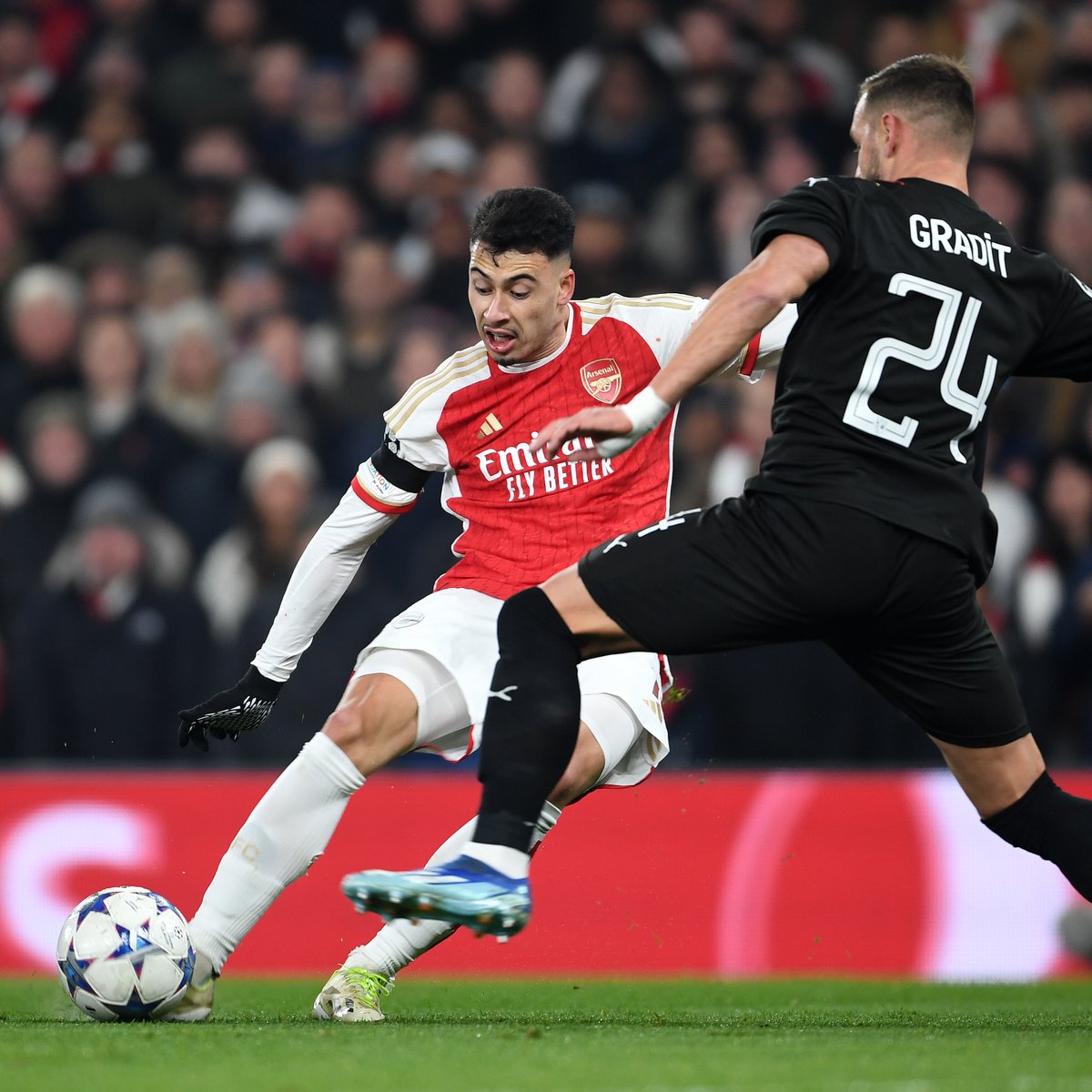 Come for the Tomiyasu assist 🎯 Stay for the Martinelli finish 💫