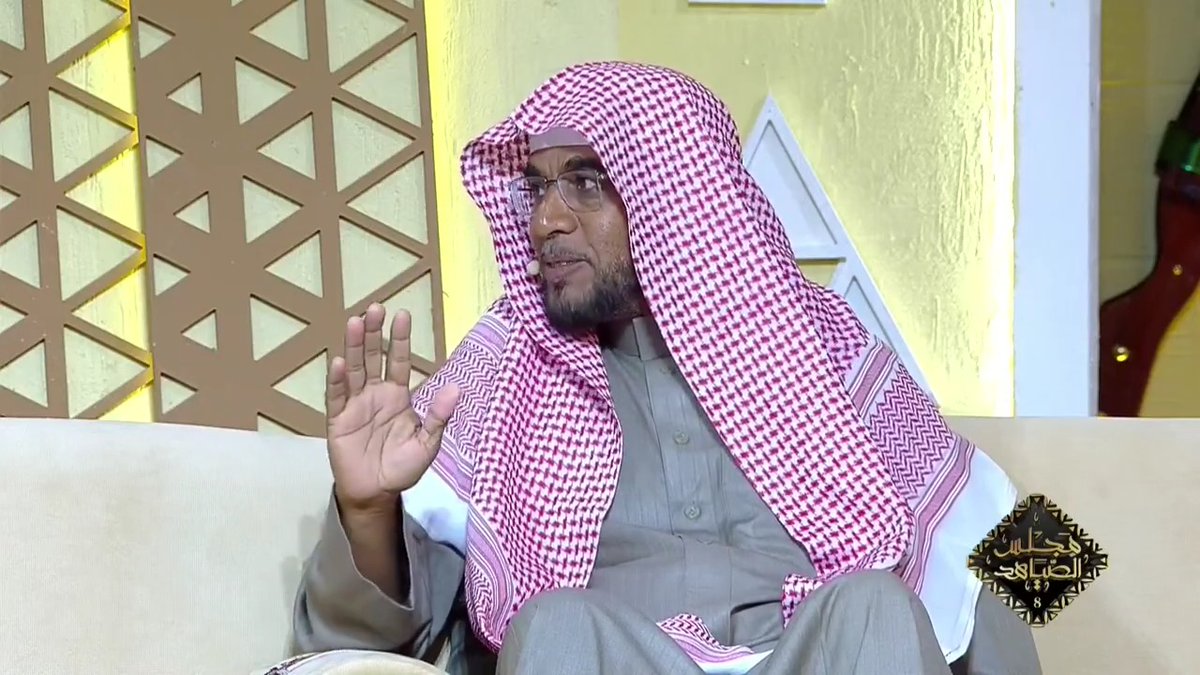 تساؤل في #مجلس_الصياهد 🐪 فلان خصمي بيفوز لامحالة هل توجد خطط ونصائح؟ #مهرجان_الملك_عبدالعزيز_للإبل8 #عز_لاهلها