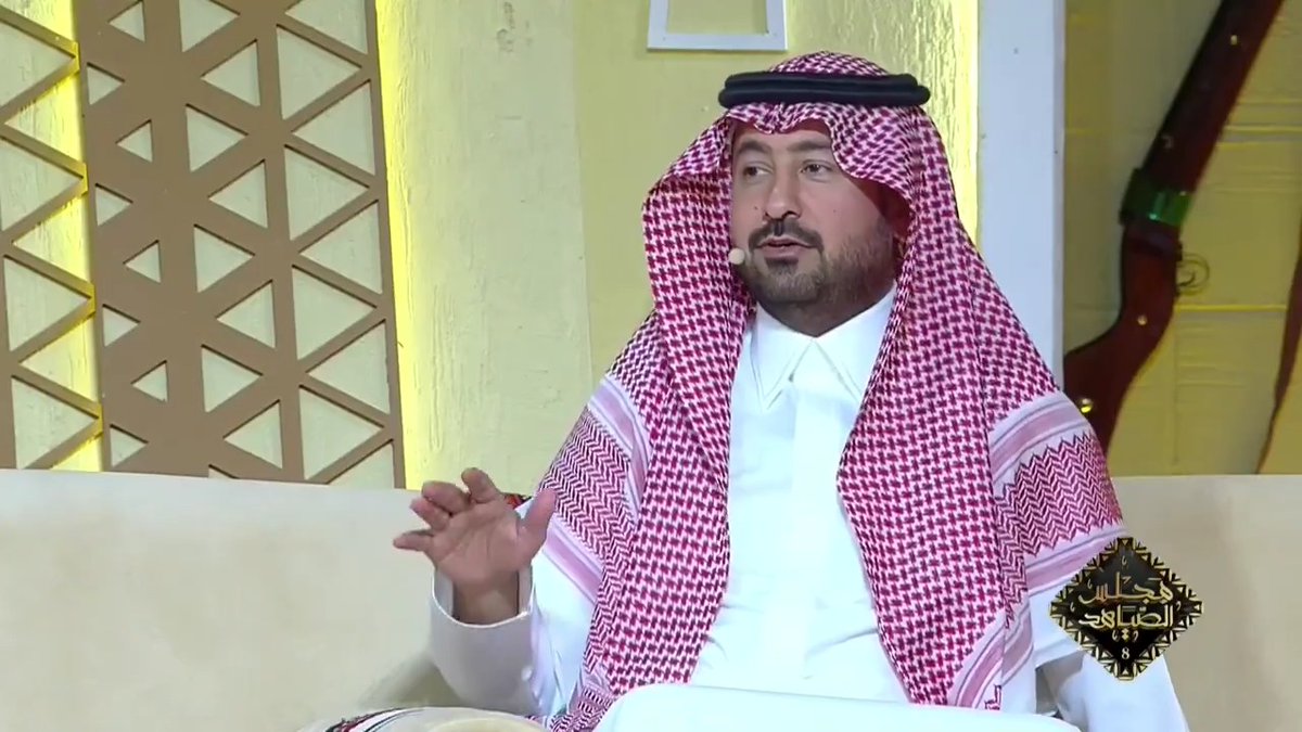 عبر #مجلس_الصياهد⁩ 🐪 نايف الراجحي يعلن التحدي في شوط الحمر.. #مهرجان_الملك_عبدالعزيز_للإبل8 #عز_لاهلها