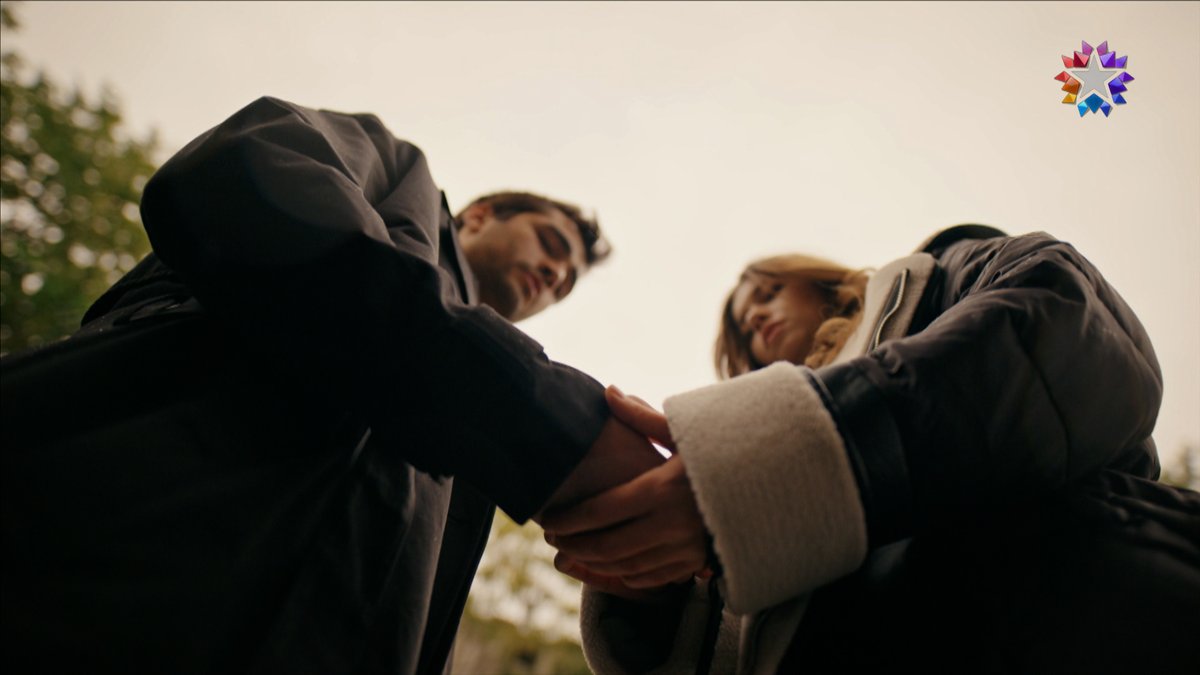 "Kabul et Ferit Korhan, bu sefer sen kaybettin..." #YalıÇapkını yeni bölümüyle STAR TV’de devam ediyor. #YalıÇapkını bir OGM Pictures yapımıdır.