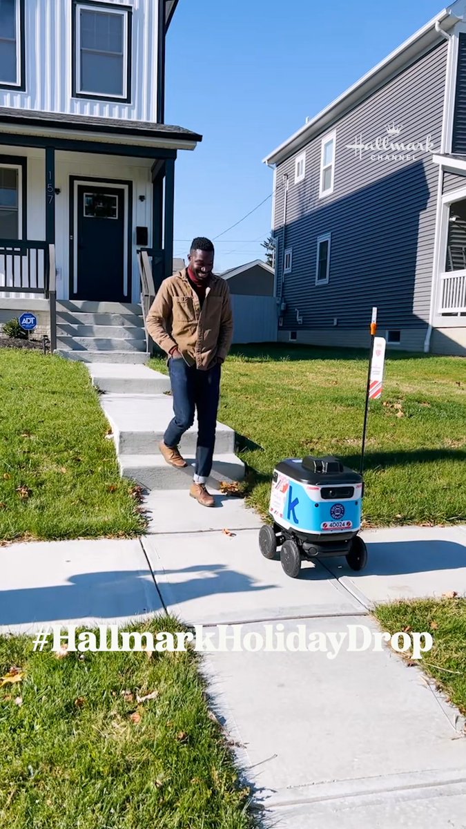 You could be a #HallmarkWinner like Fan Leader Joey JO! Philadelphia &amp; Hartford, Re-Tweet TODAY with #HallmarkHolidayDrop #ANotSoRoyalChristmas #contest for a chance to win a gift box for the premiere of #ANotSoRoyalChristmas at 8/7c! Rules: