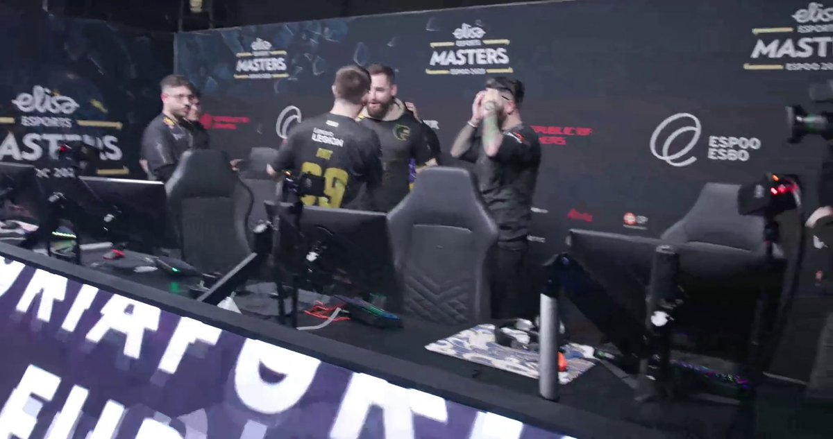 SEGUIMOS! 🇧🇷 #FURIACS 2-0 SECO contra os favoritos da casa. Nos vemos amanhã ao meio-dia pra Grande Final contra a Apeks! #DIADEFURIA #ElisaMasters
