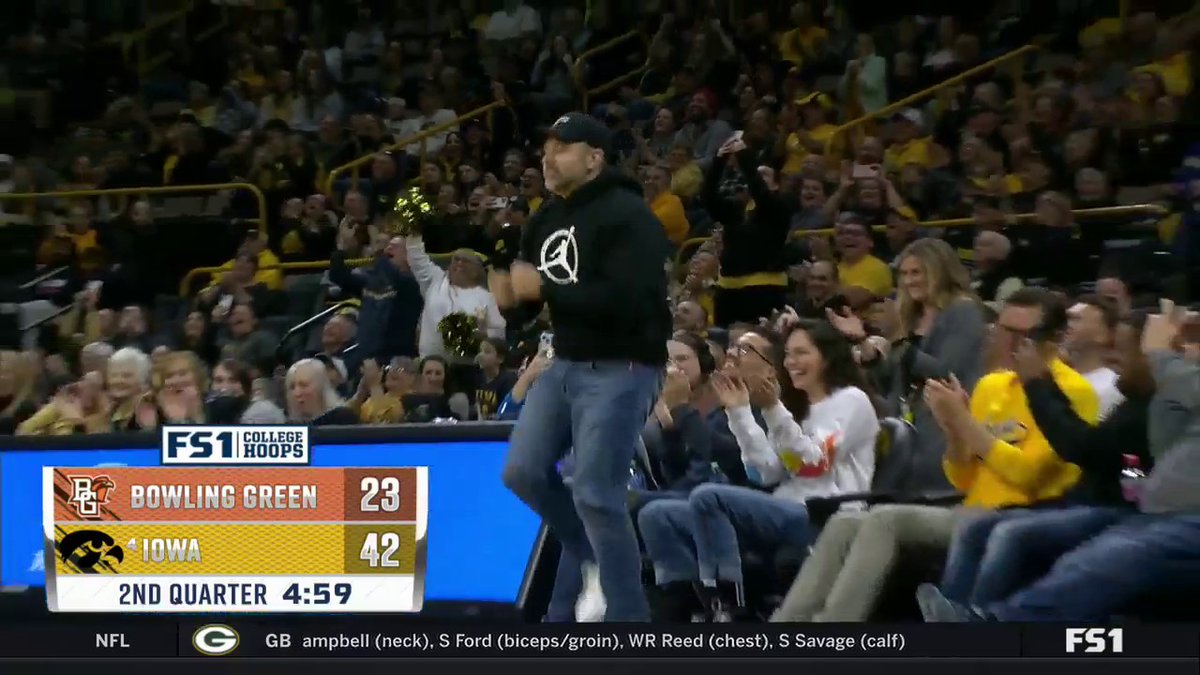 Jason Sudeikis putting on a show for Iowa fans with the Ted Lasso dance